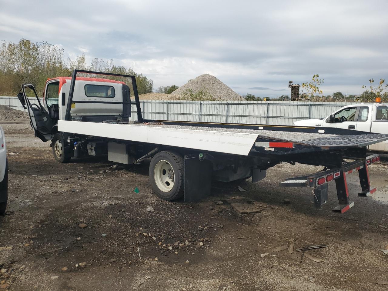 Lot #3280450170 2021 ISUZU NRR