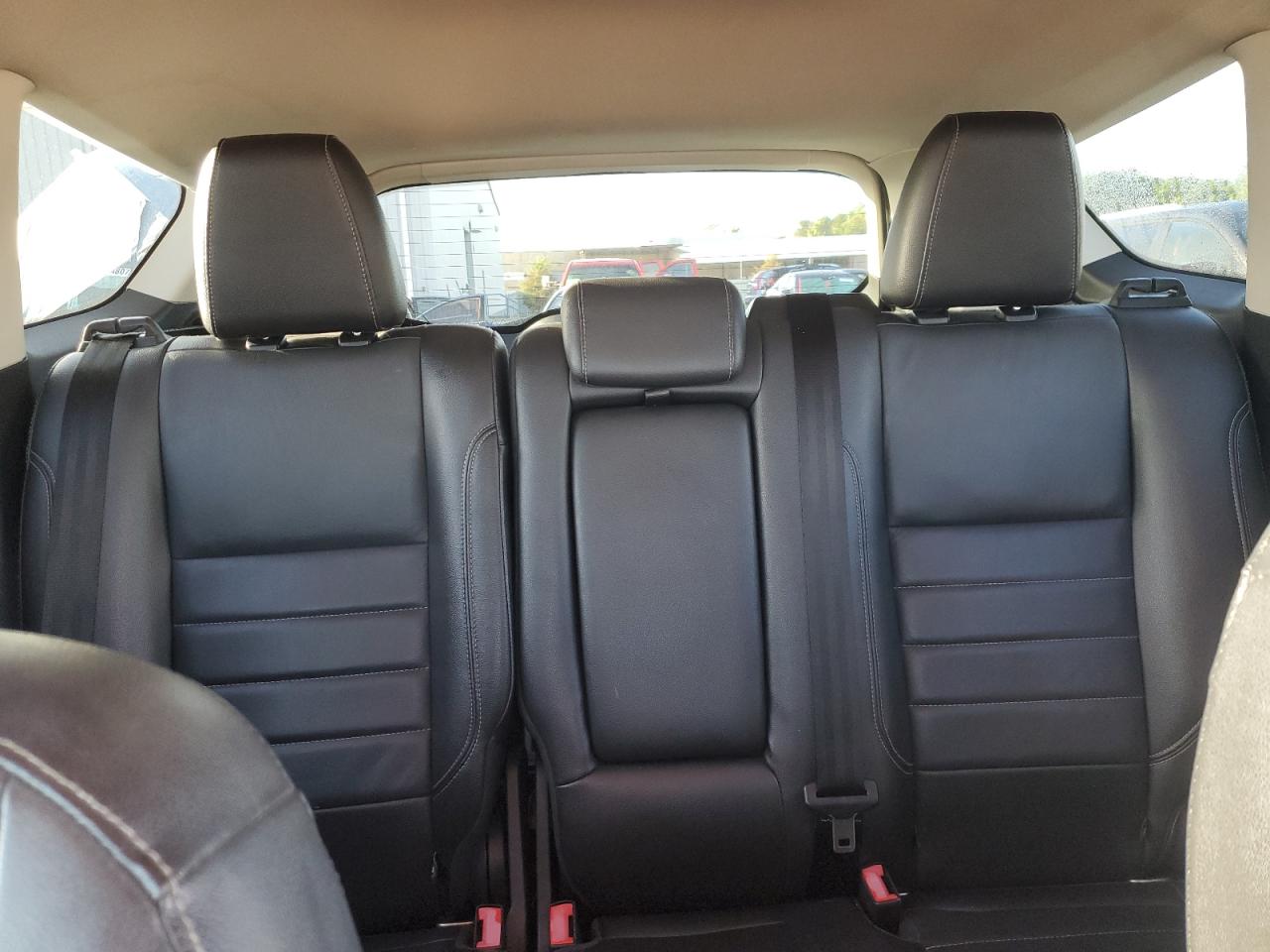 FORD ESCAPE TITANIUM