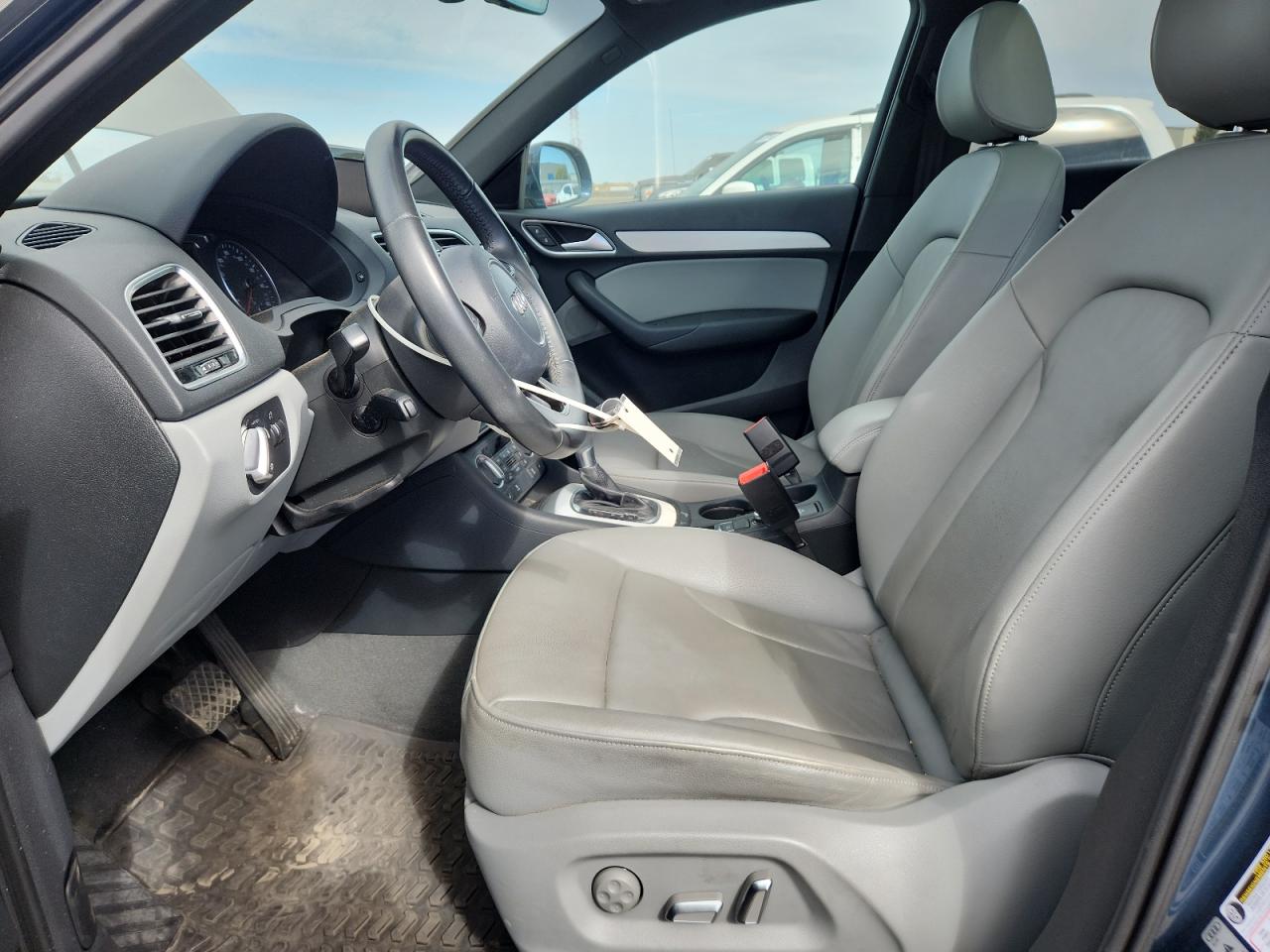 AUDI Q3 PREMIUM PLUS