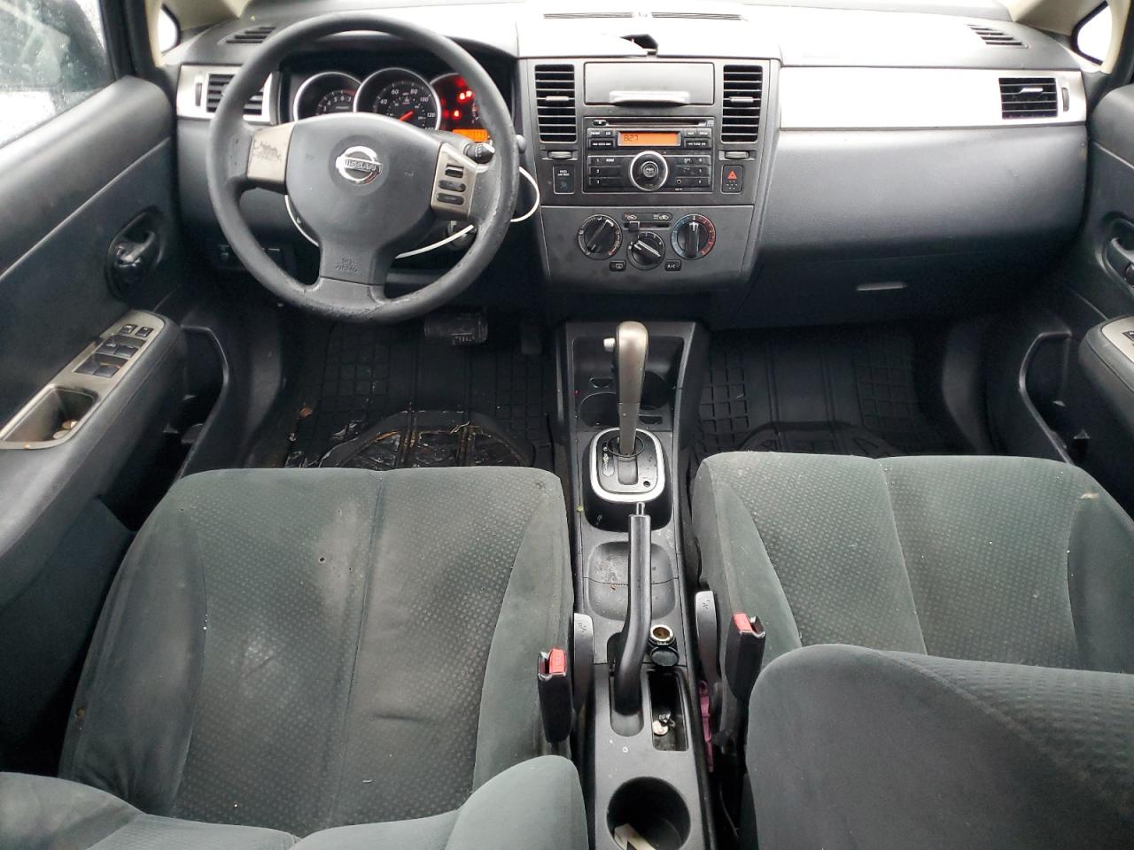 NISSAN VERSA S