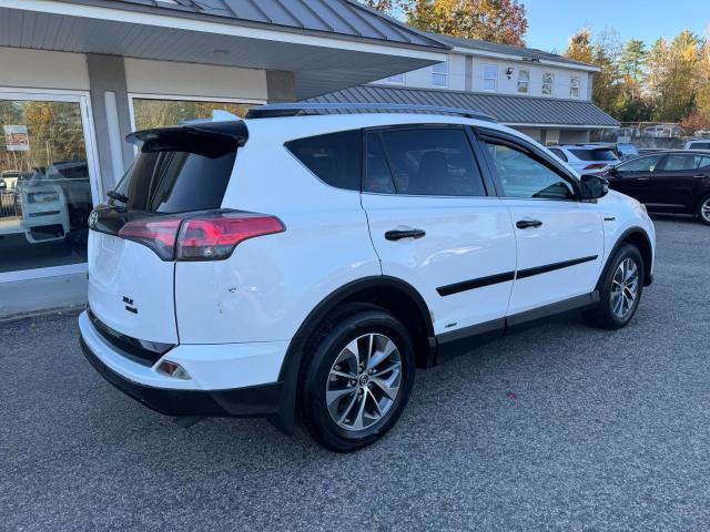 2017 TOYOTA RAV4 HV LE JTMRJREVXHD071076