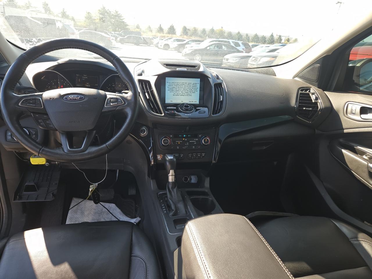 FORD ESCAPE TITANIUM