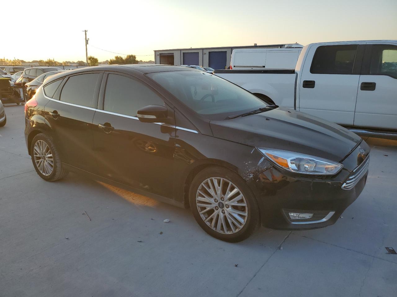 FORD FOCUS TITANIUM