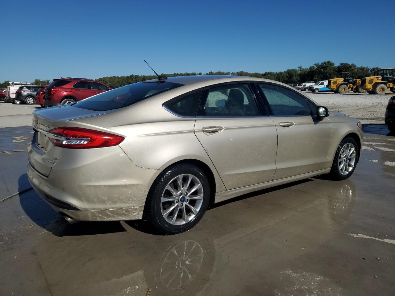FORD FUSION SE