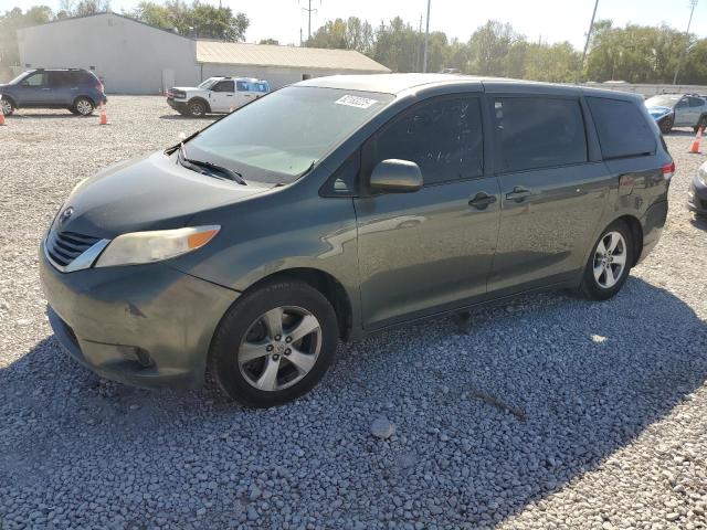 TOYOTA SIENNA BASE