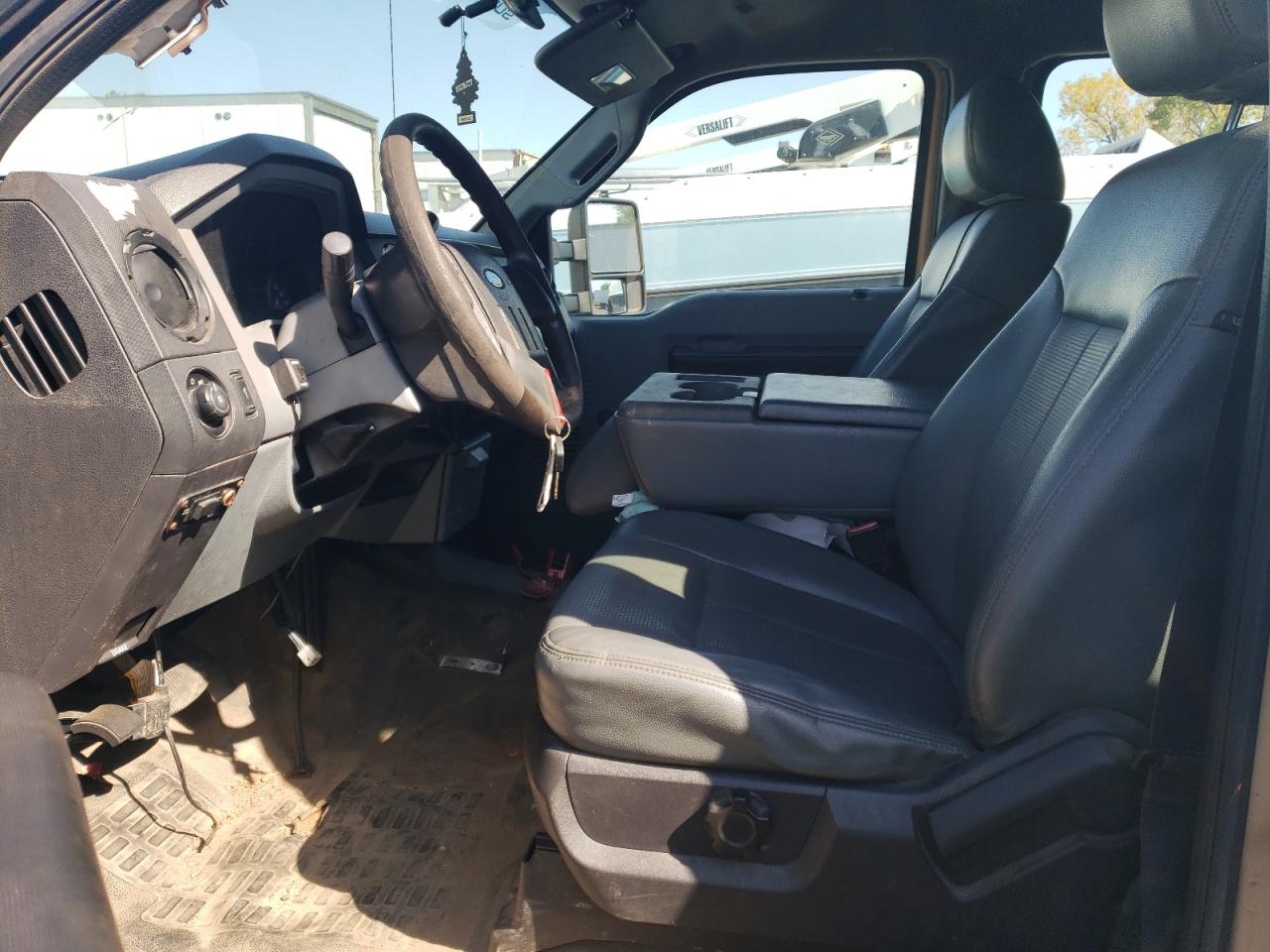 FORD F-450 SUPER DUTY