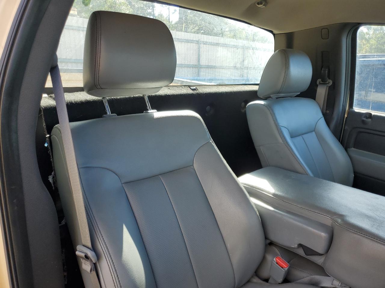 Lot #3304543439 2014 FORD F150