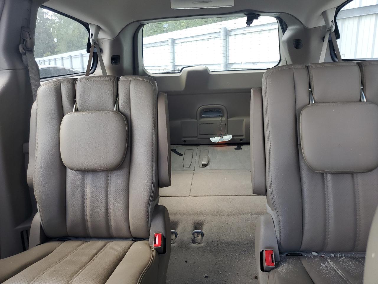 CHRYSLER TOWN & COUNTRY TOURING