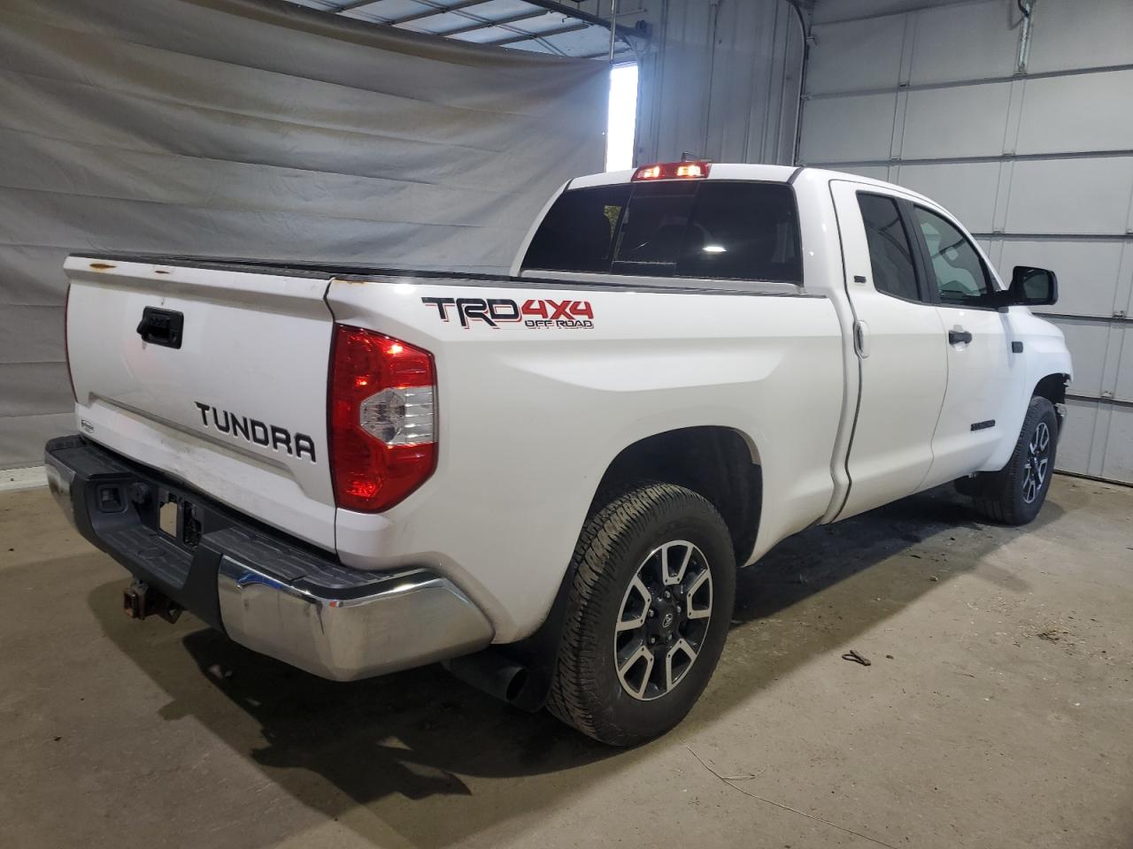 TOYOTA TUNDRA DOUBLE CAB SR