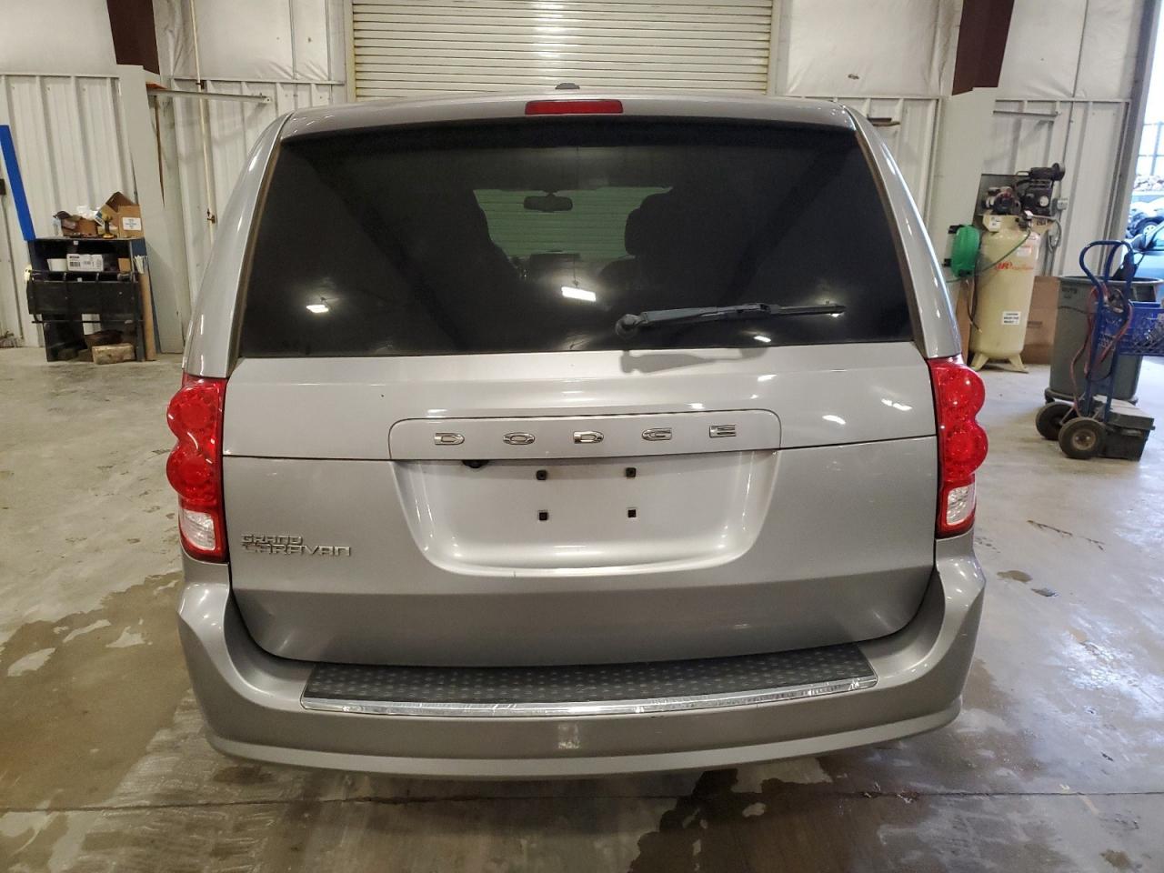 DODGE GRAND CARAVAN SE