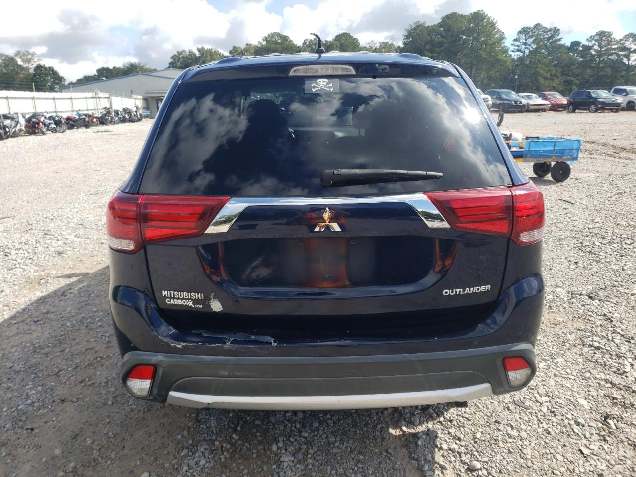 MITSUBISHI OUTLANDER ES