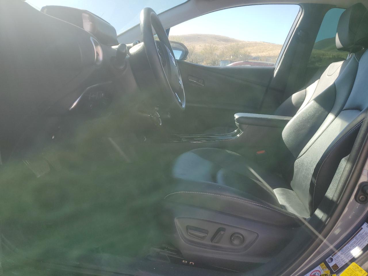 TOYOTA PRIUS PRIME LE