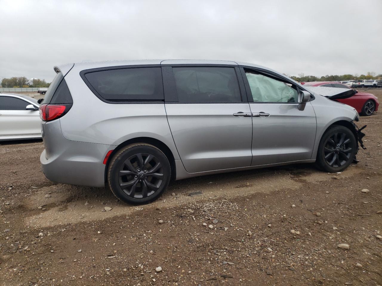CHRYSLER PACIFICA TOURING PLUS