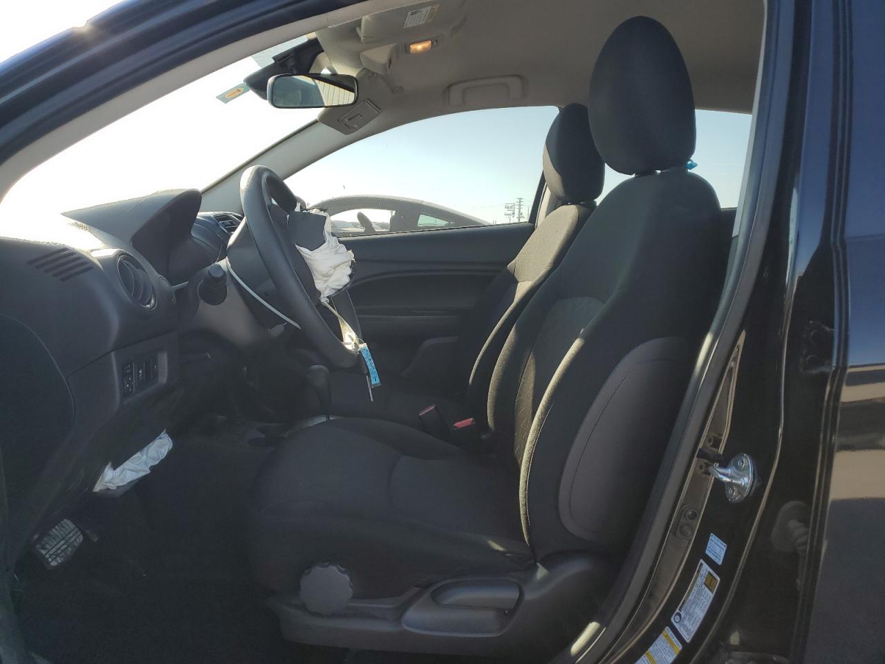 MITSUBISHI MIRAGE ES