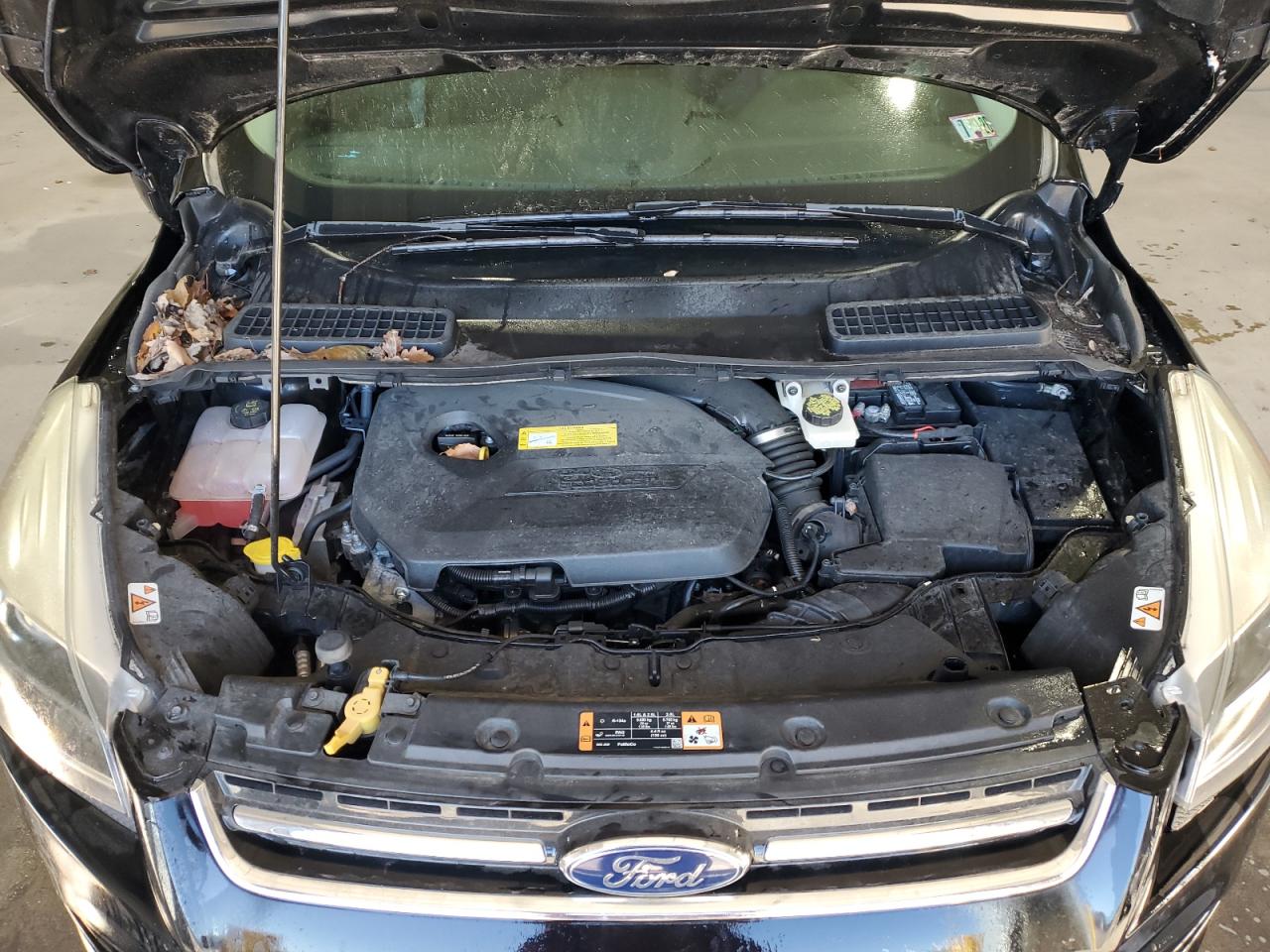 FORD ESCAPE TITANIUM