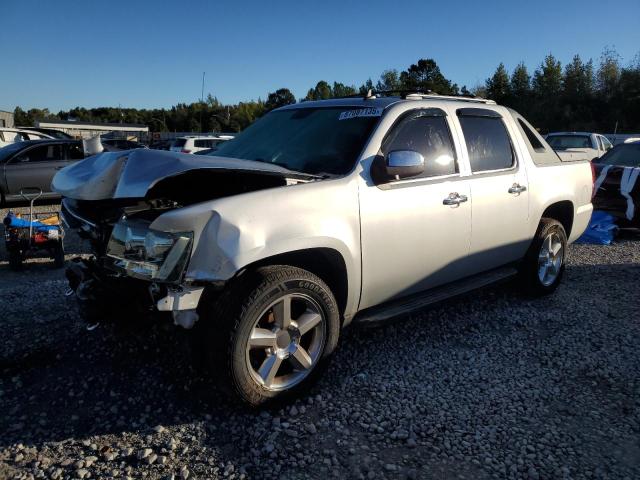 Global Auto Auctions: 2011 CHEVROLET AVALANCHE