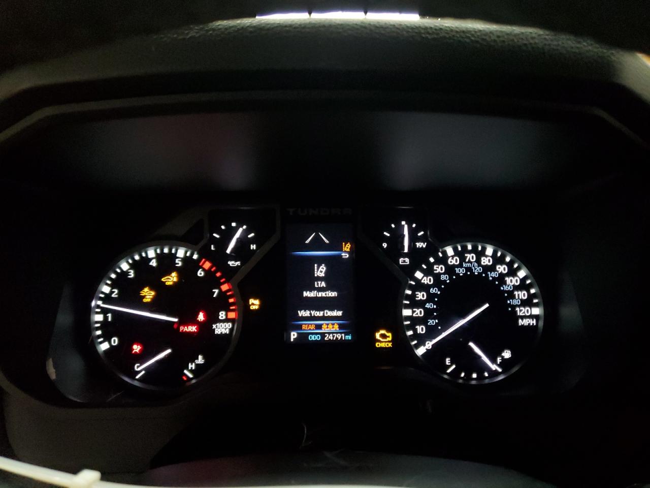 TOYOTA TUNDRA CREWMAX SR