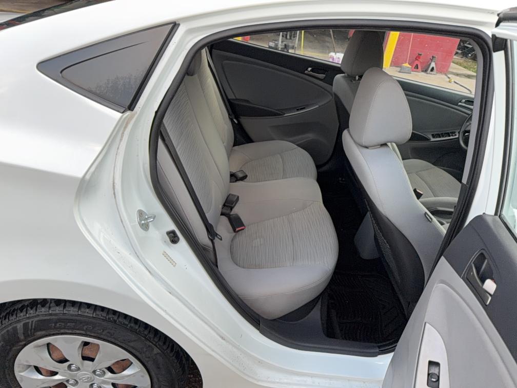 2016 HYUNDAI ACCENT SE KMHCT4AE1GU073124