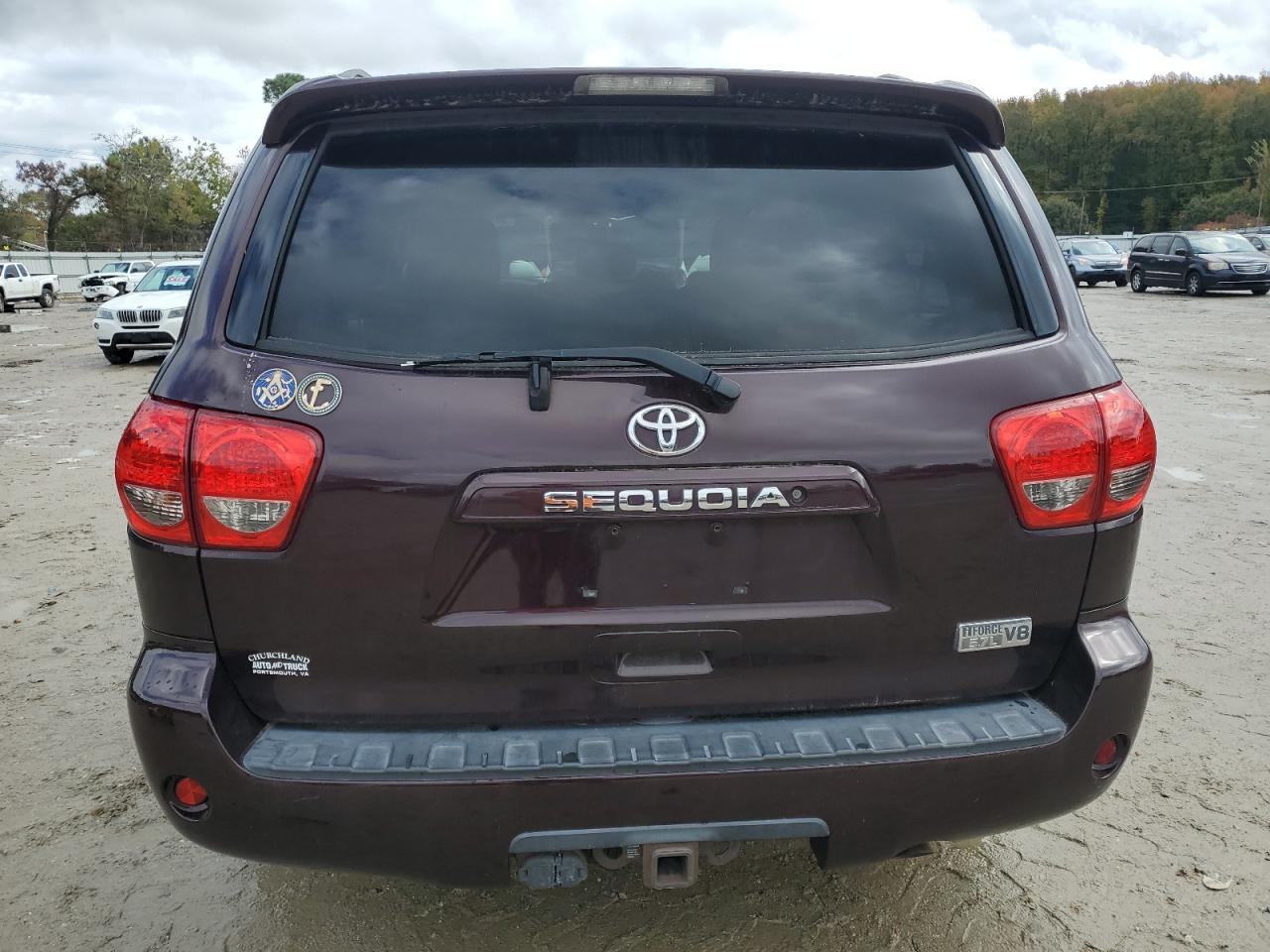 TOYOTA SEQUOIA SR5