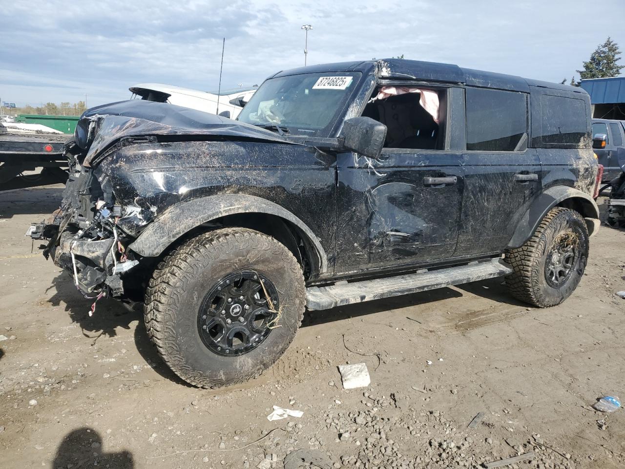 FORD BRONCO BLACK DIAMOND