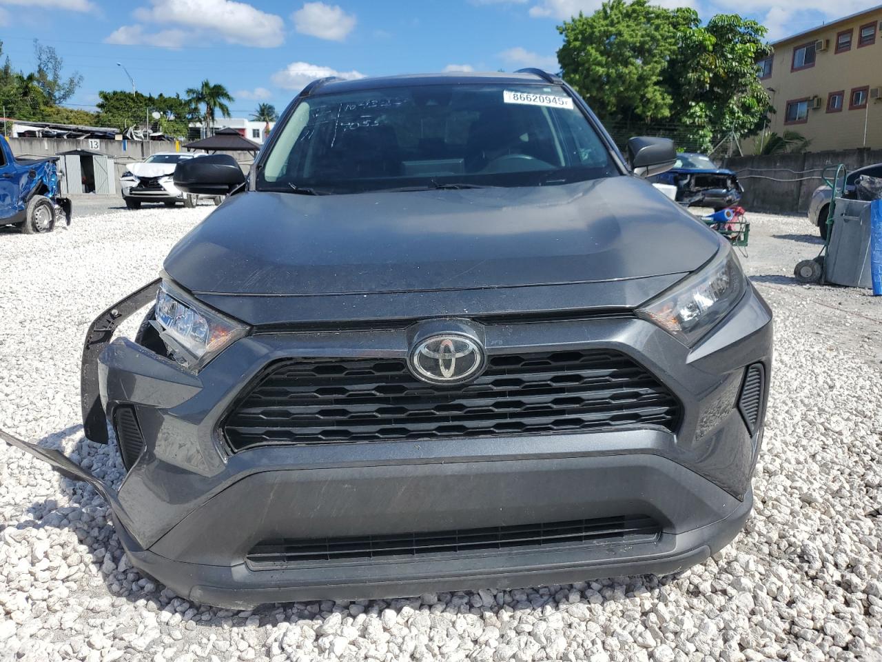 TOYOTA RAV4 LE