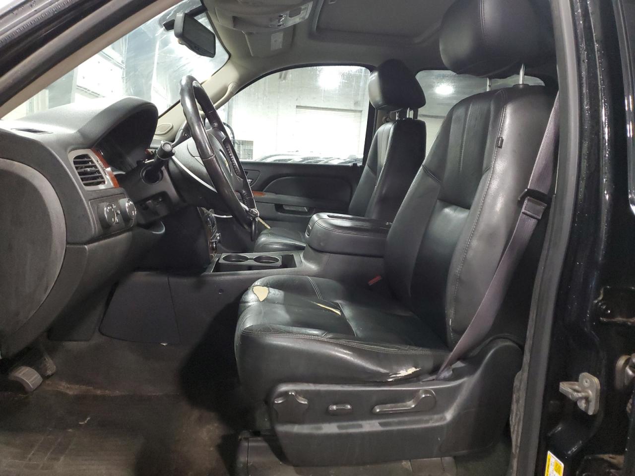 CHEVROLET SUBURBAN K1500 LT