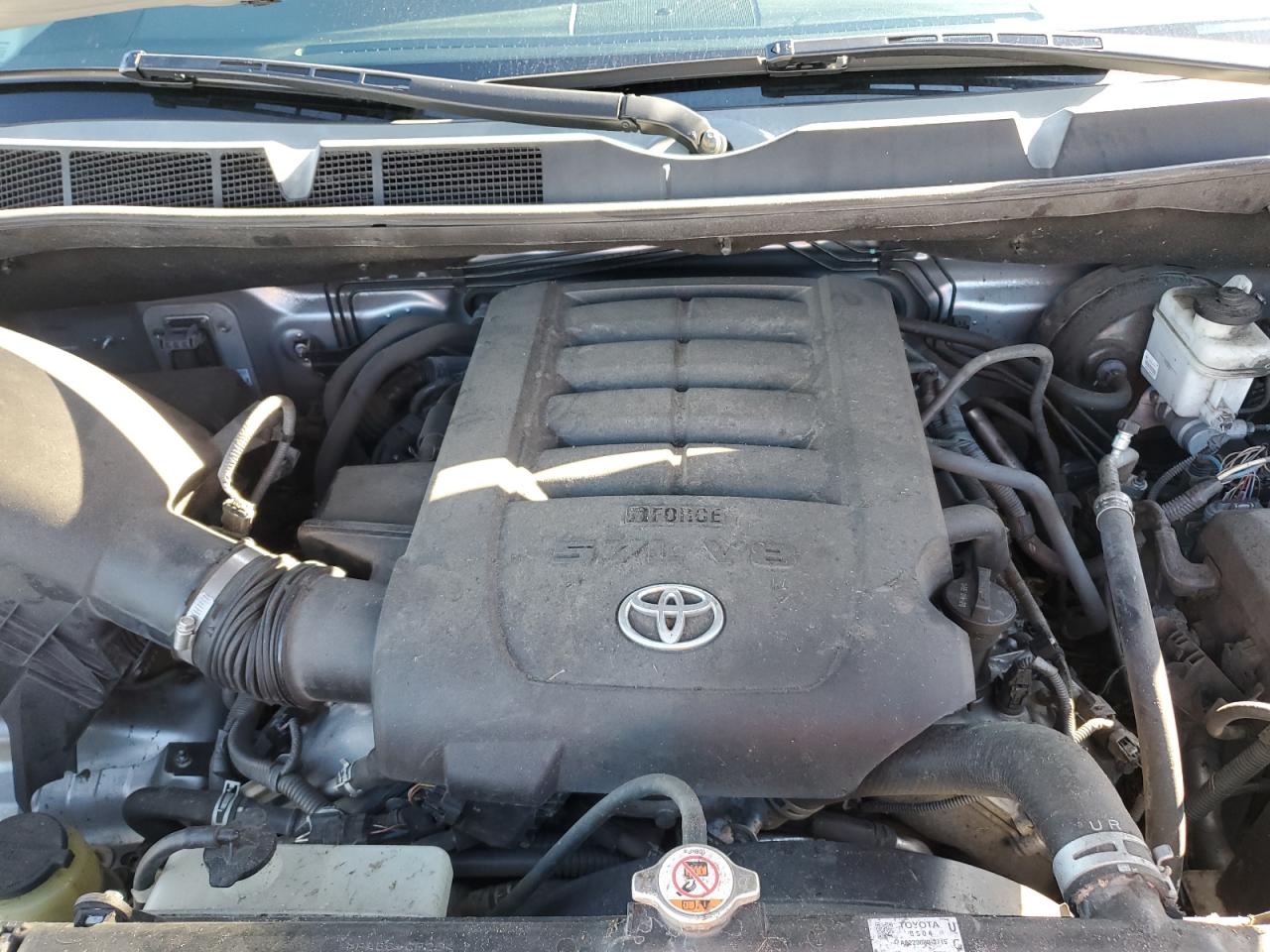 TOYOTA TUNDRA DOUBLE CAB SR