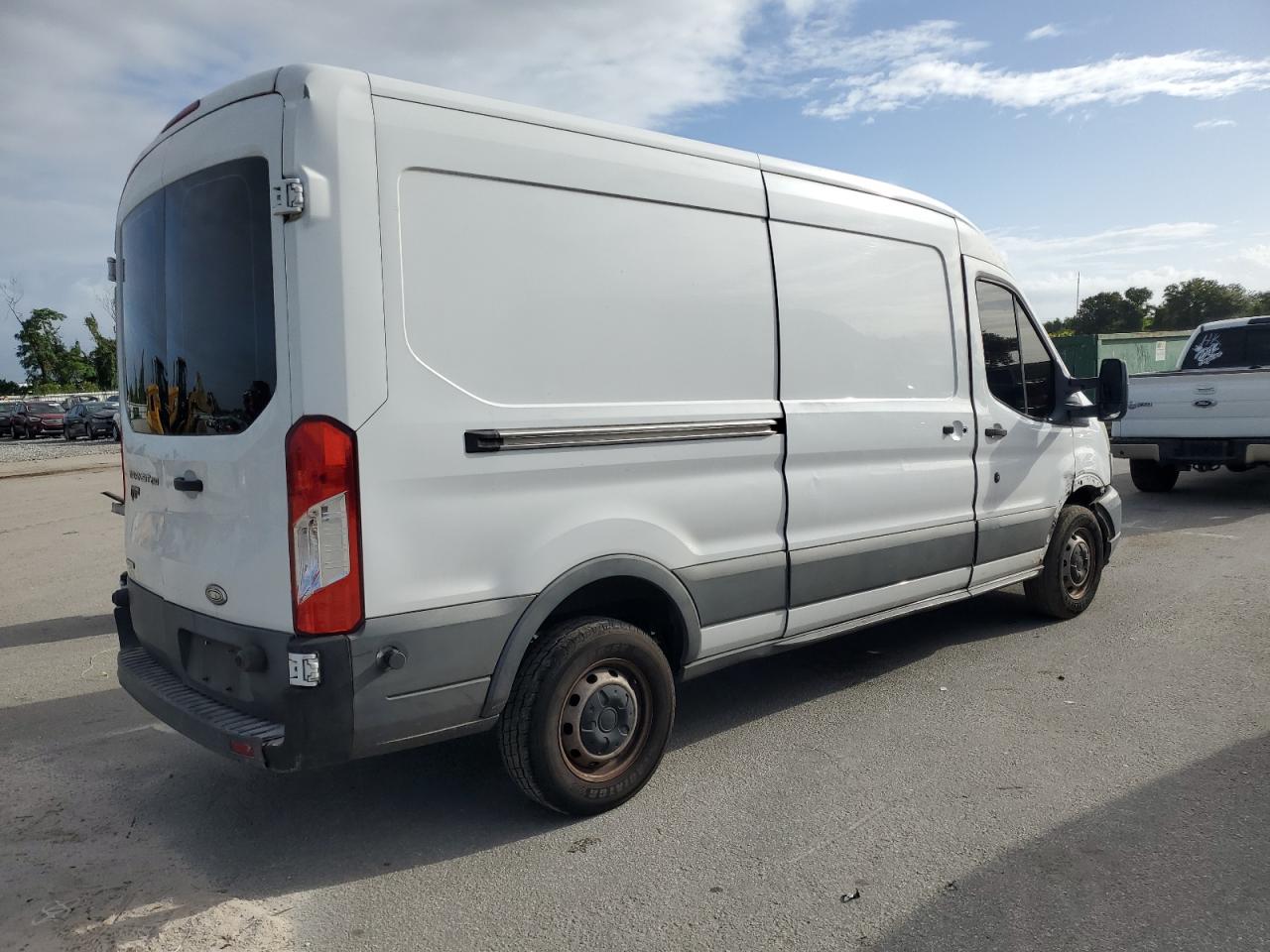 FORD TRANSIT T-250