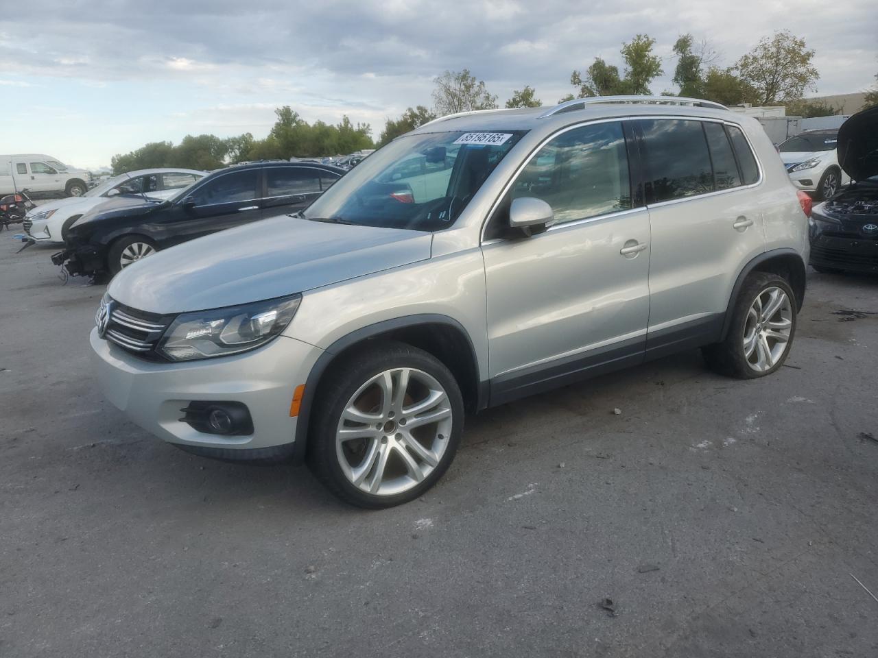 VOLKSWAGEN TIGUAN S