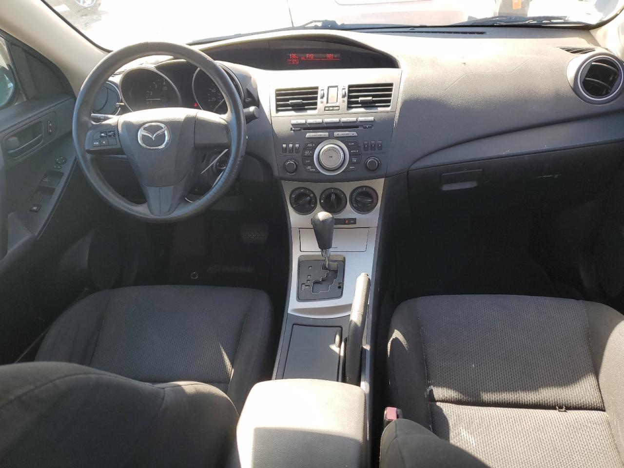 MAZDA 3 I