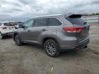 Lot #3305571078 2019 TOYT HIGHLANDER LE FWD