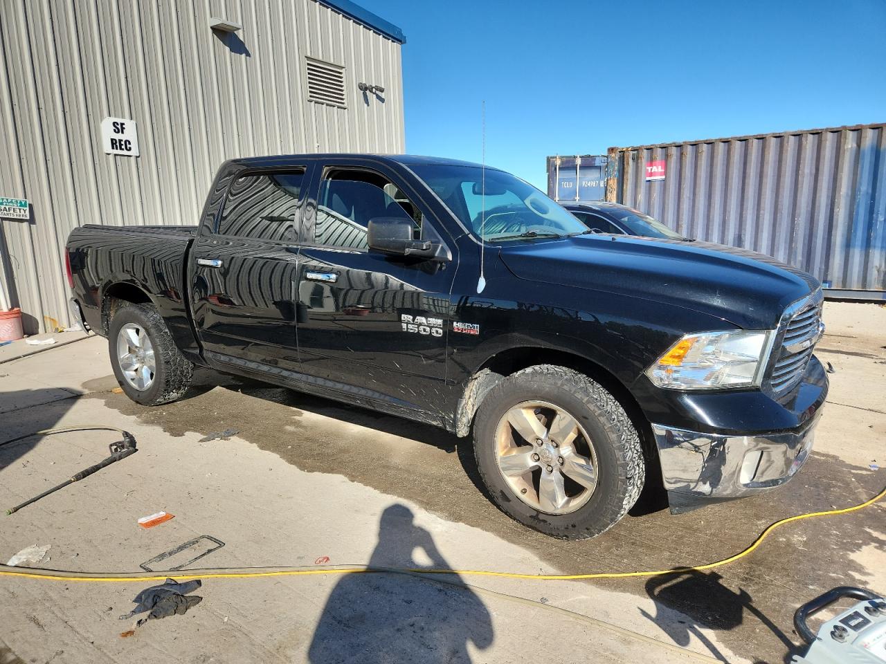 RAM 1500 SLT