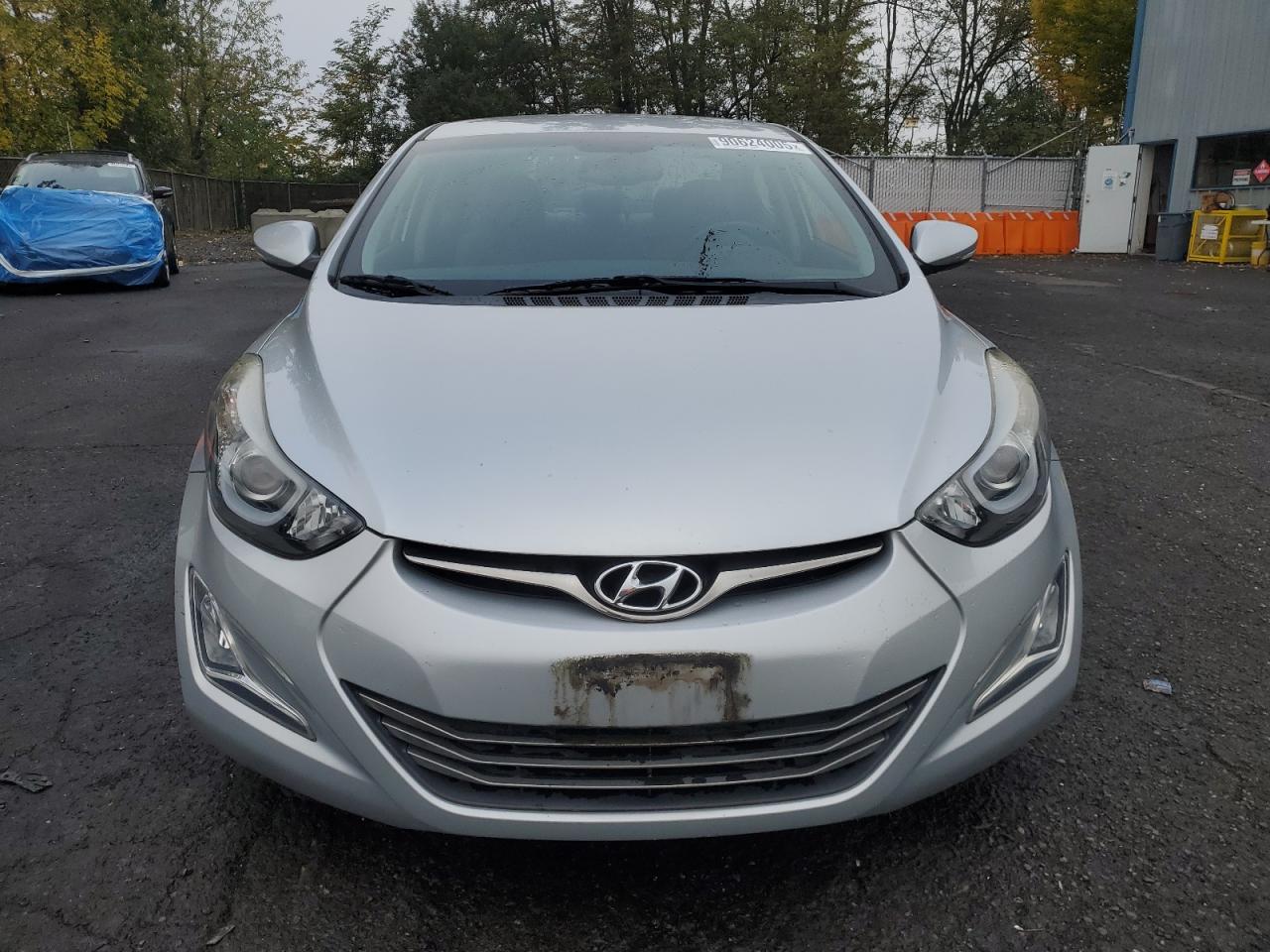 HYUNDAI ELANTRA SE
