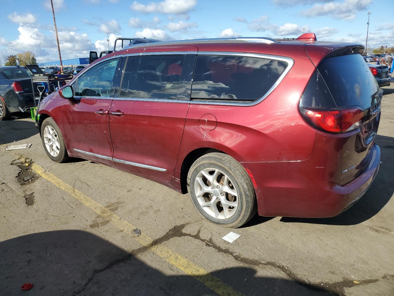 CHRYSLER PACIFICA TOURING L