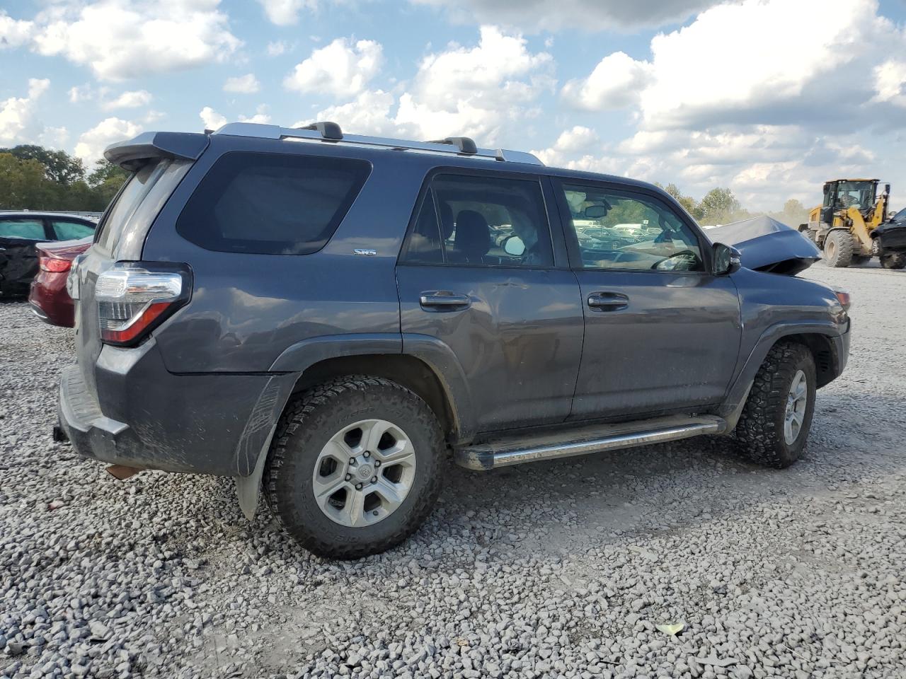 TOYOTA 4RUNNER SR5