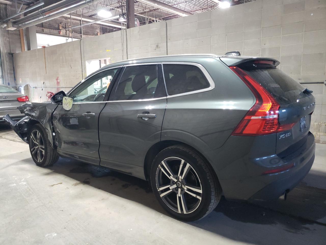 VOLVO XC60 T5