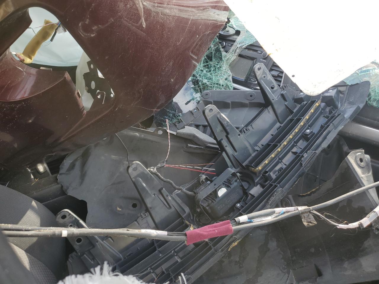 Lot #3310358967 2019 TOYOTA HIGHLANDER