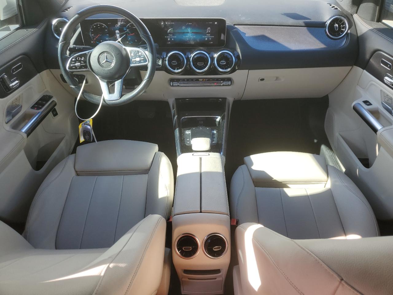 MERCEDES-BENZ GLA-CLASS 250 4MATIC