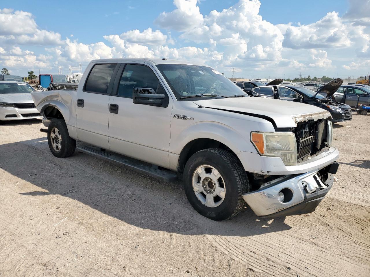 FORD F-150 SUPERCREW