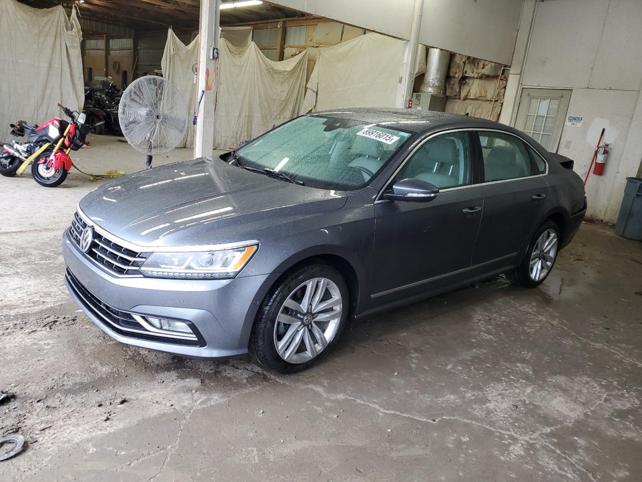 VOLKSWAGEN PASSAT SEL PREMIUM