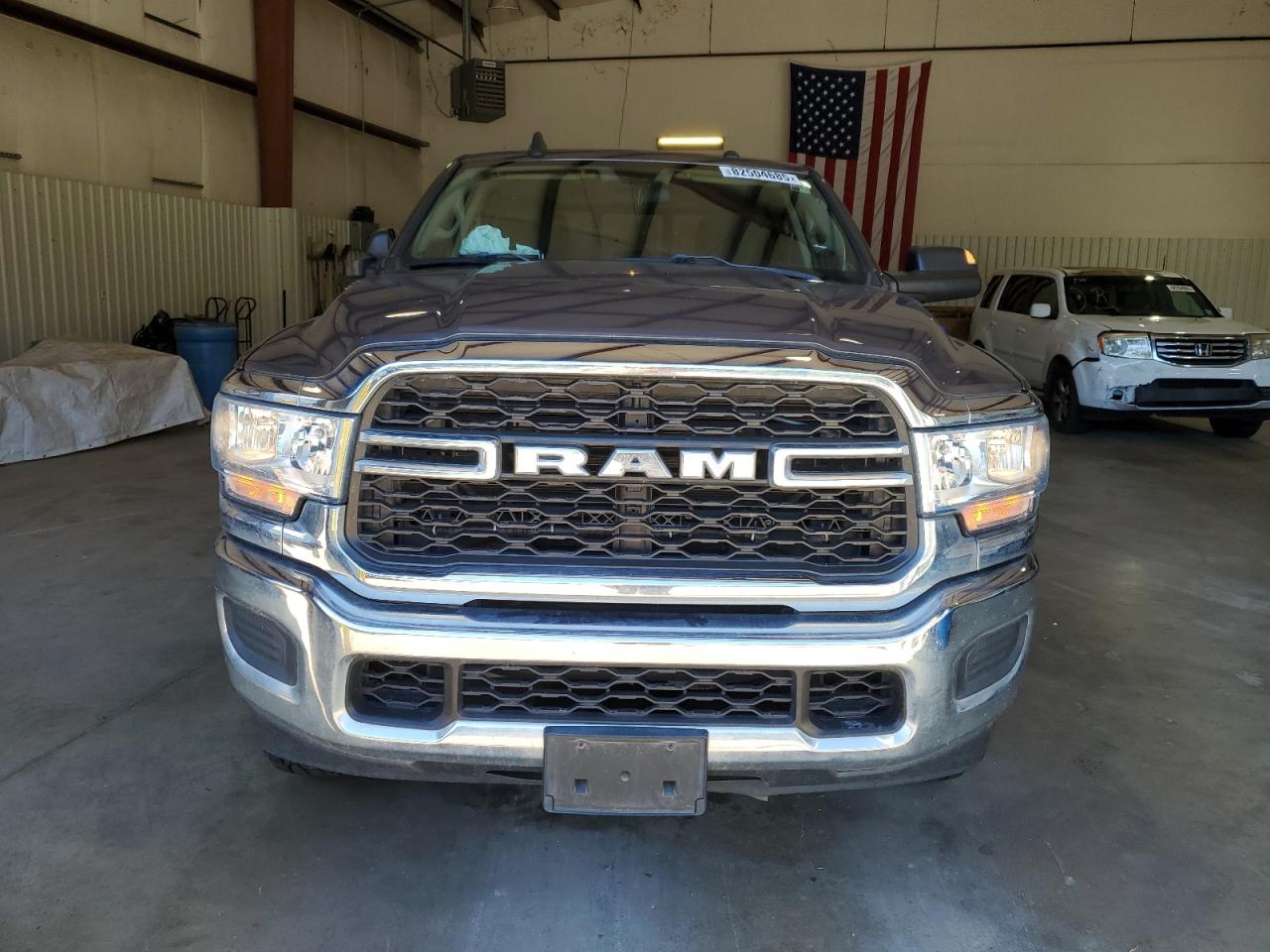 RAM 2500 TRADESMAN