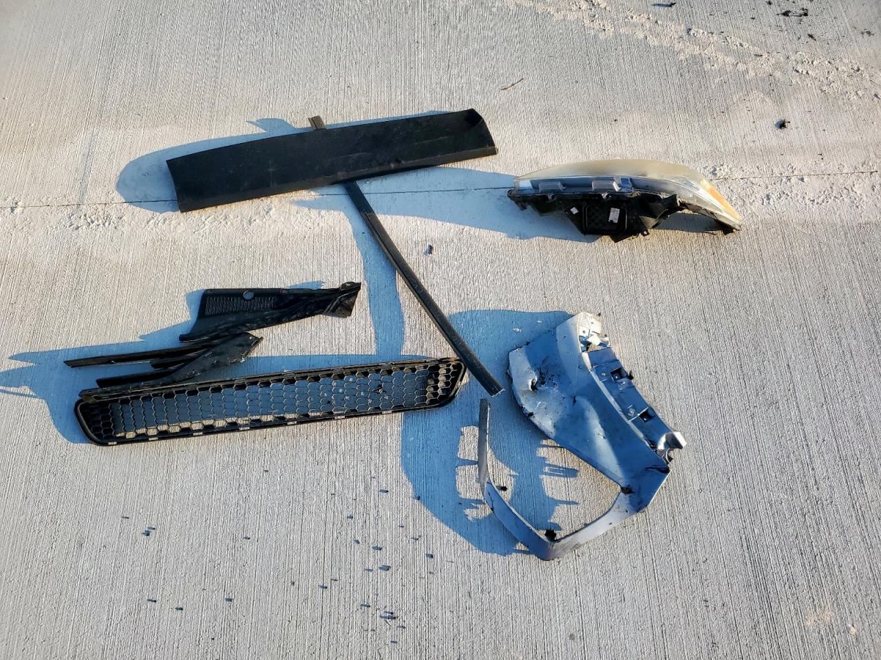 Lot #3305681735 2014 TOYOTA SIENNA LE