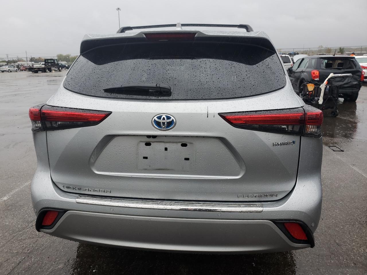 TOYOTA HIGHLANDER HYBRID PLATINUM