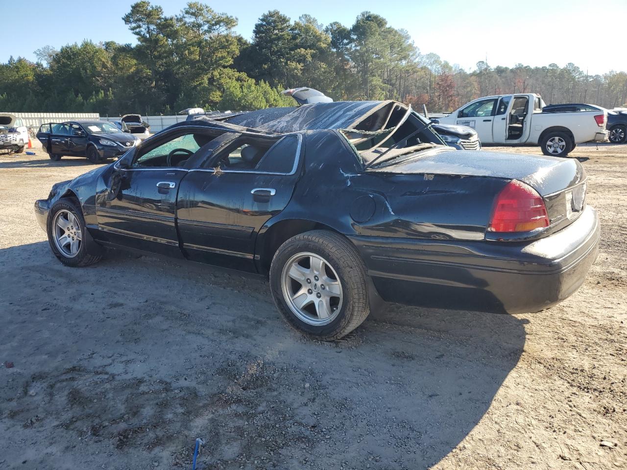 Lot #3292411295 2002 FORD CROWN VICT