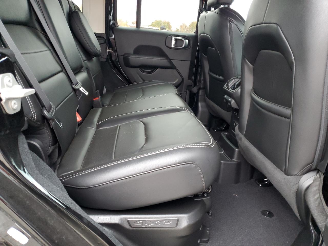 JEEP WRANGLER SAHARA 4XE