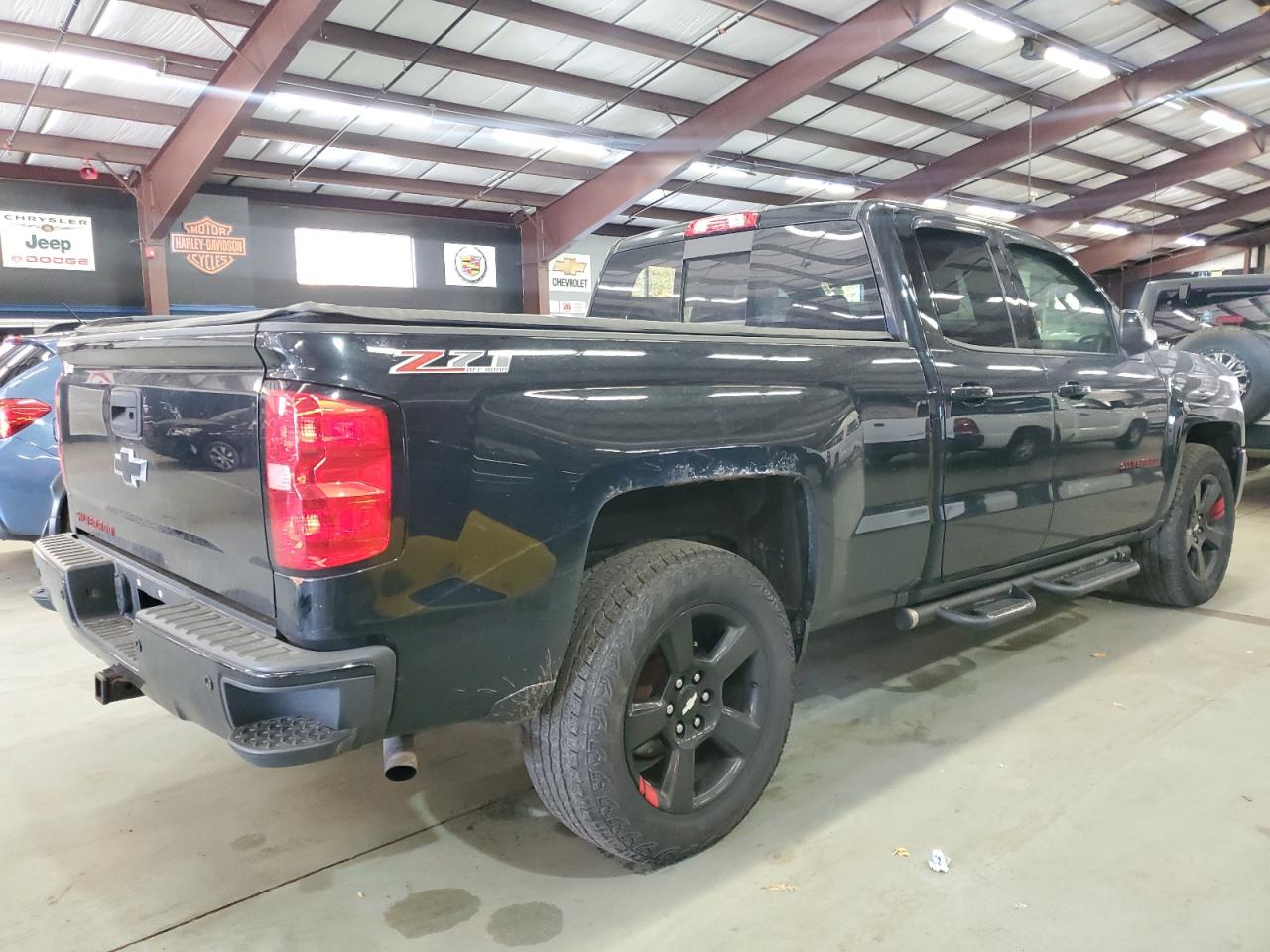 CHEVROLET SILVERADO K1500 LT