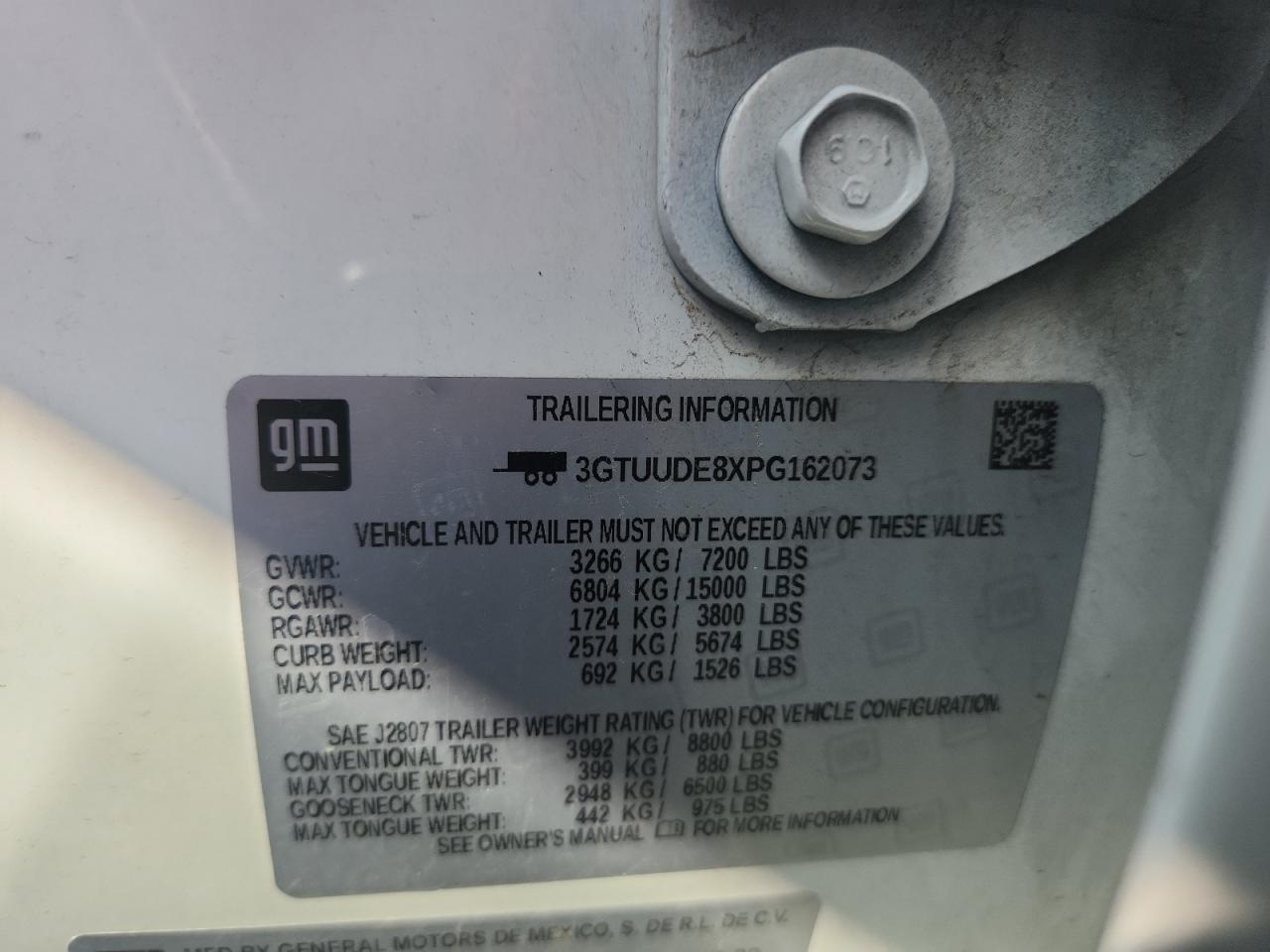 GMC SIERRA 1500 K1500 SLT