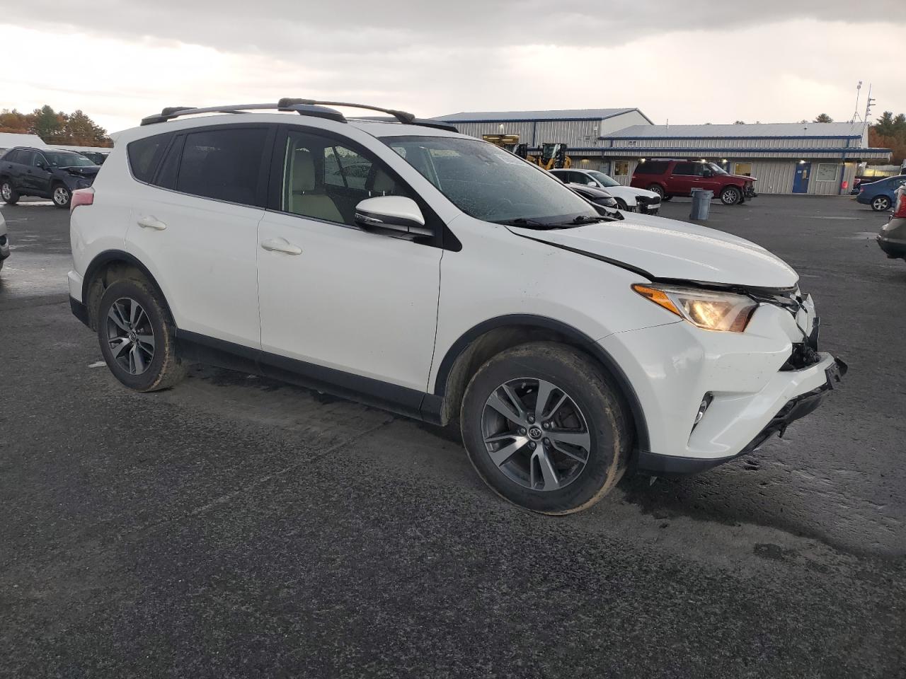 TOYOTA RAV4 XLE