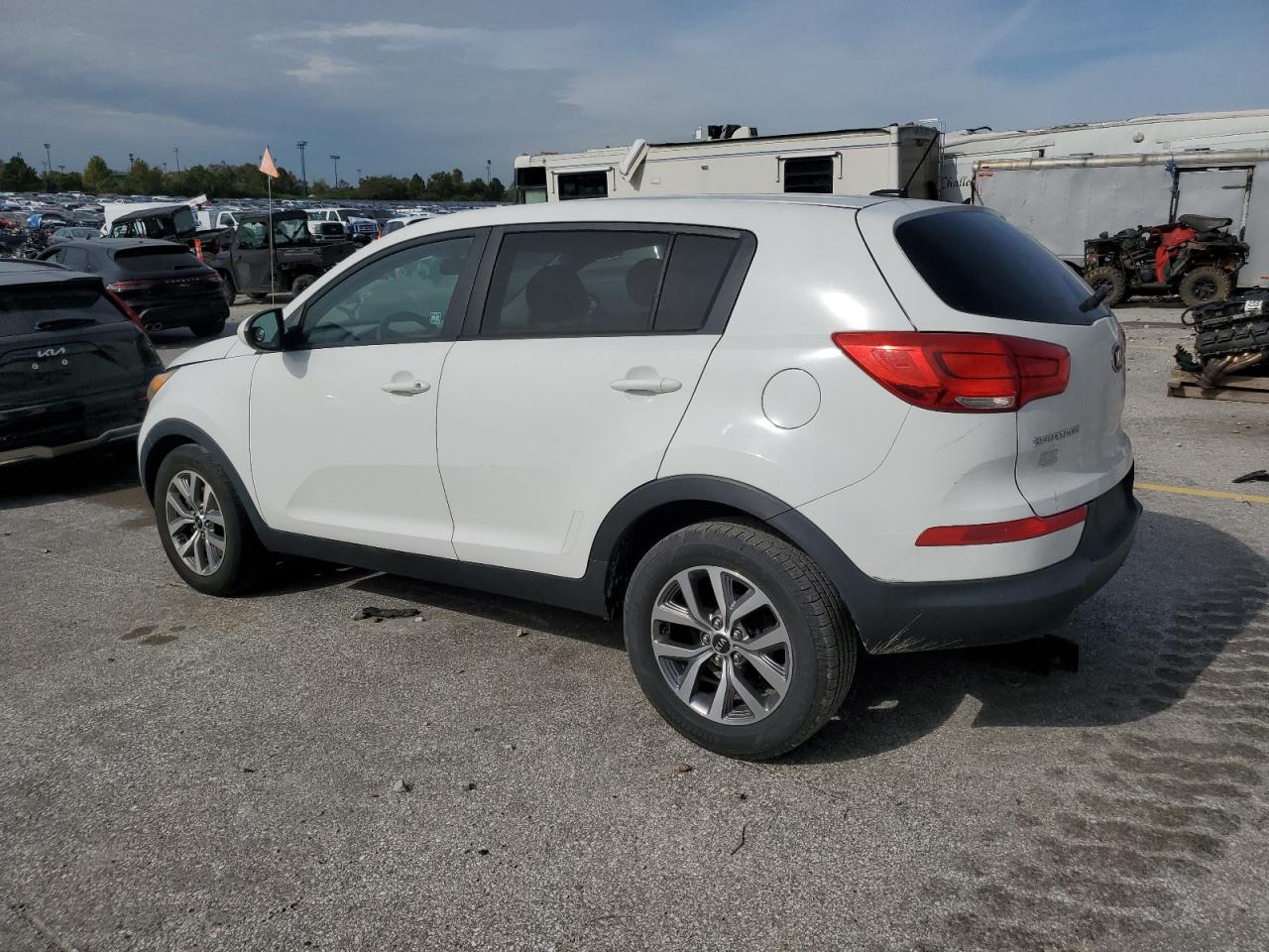 KIA SPORTAGE LX