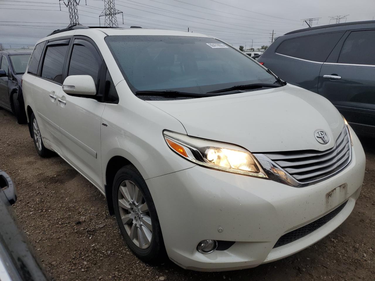 TOYOTA SIENNA XLE